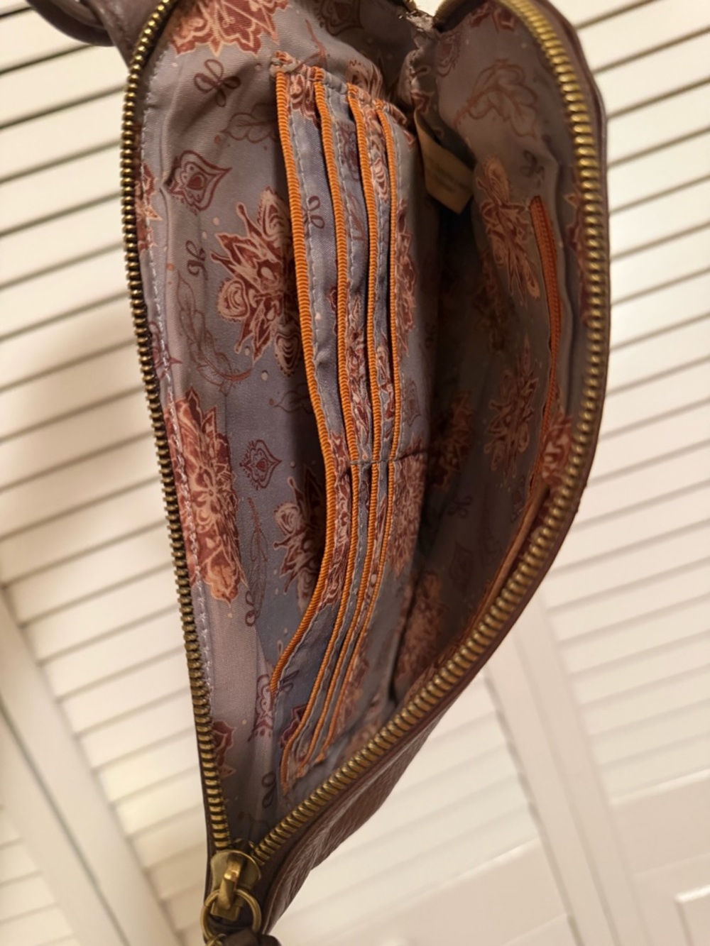 HOBO Brown Pebbled Leather Wristlet Clutch with Tassel Ring Handle - Picture 5 of 11